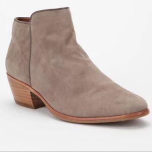 SAM EDELMAN TAUPE SUEDE CHELSEA ANKLE BOOTIE SIZE 7.5